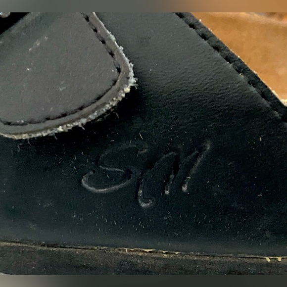 Soft Moc Sandals - Picture 8 of 9